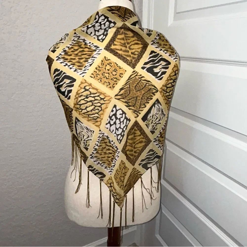 Vintage Animal Mix Print Fringe Scarf
